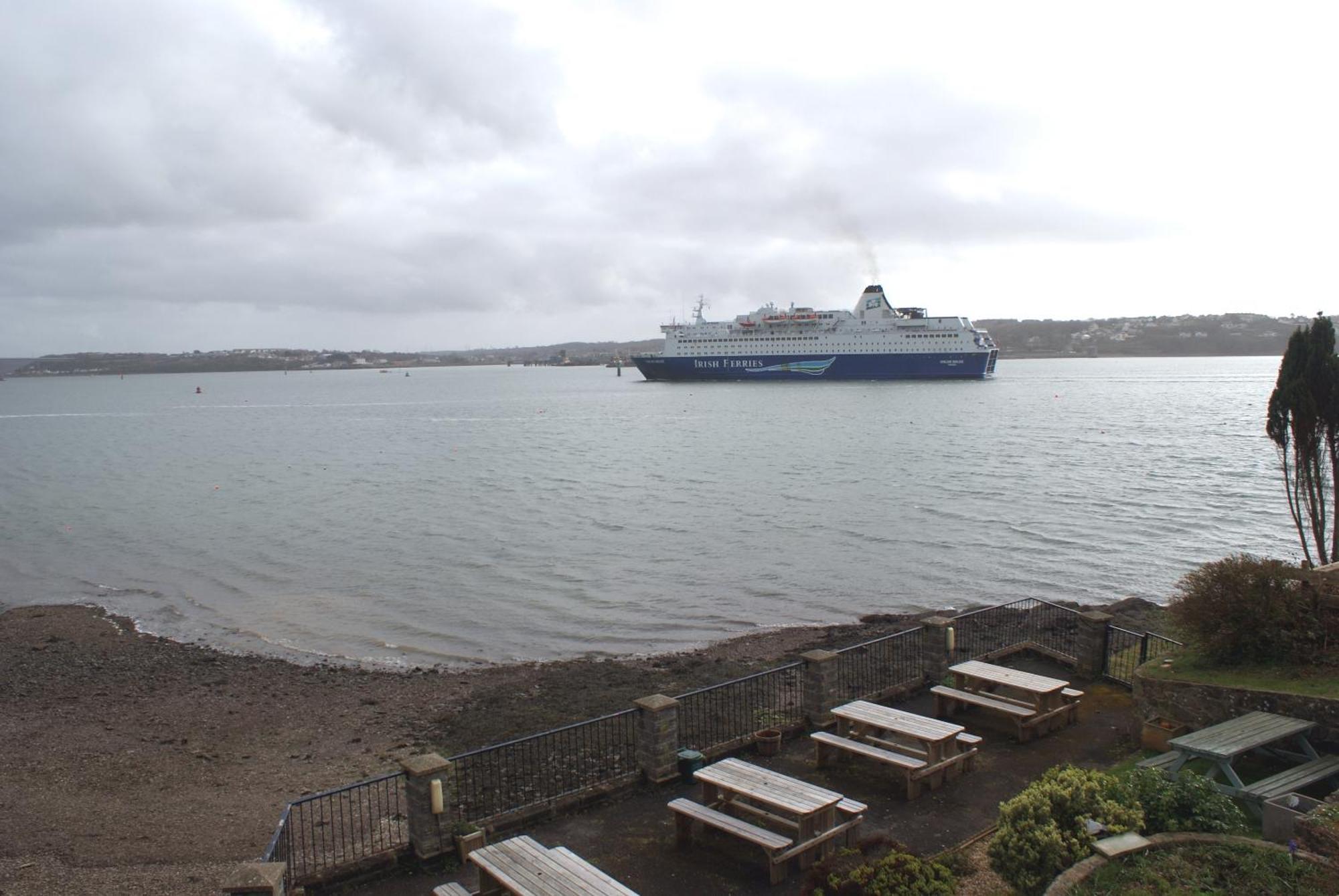 Ferry House Inn Milford Haven Εξωτερικό φωτογραφία